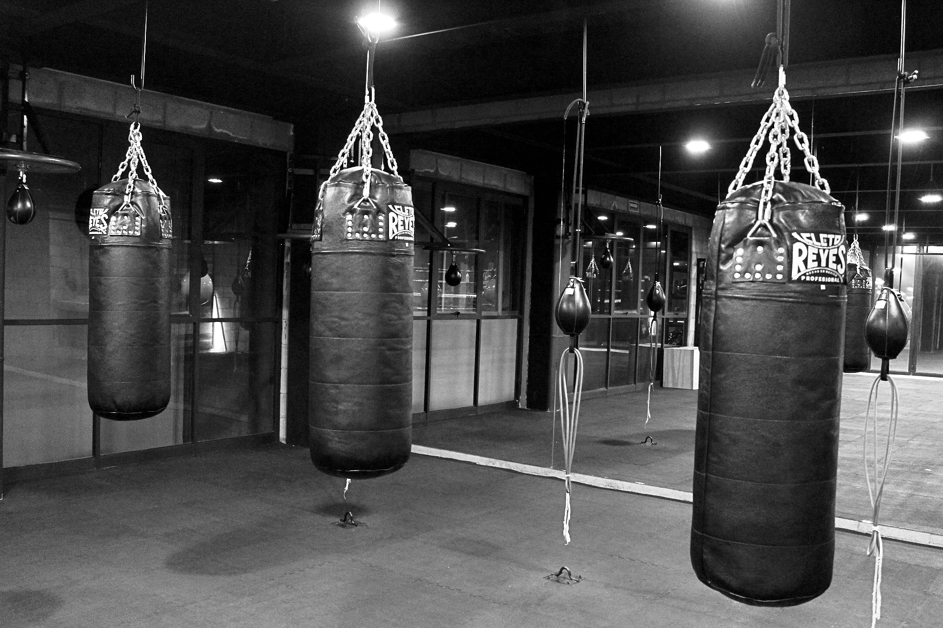 Costal de Cuero Cleto Reyes 30 kg. - Imagen 4